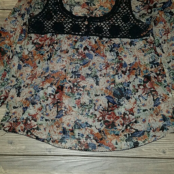 BKE Boutique boho top - Picture 4 of 7